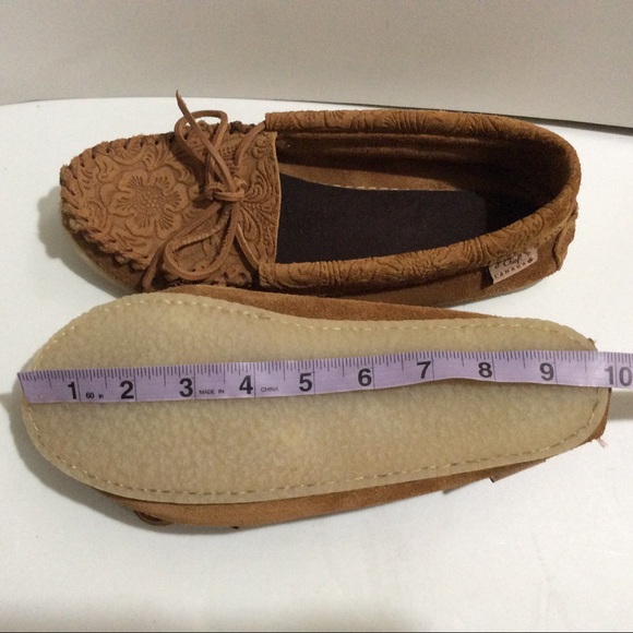 NWOT Laurentian Chief tooled suede leather moccasin - Picture 9 of 10